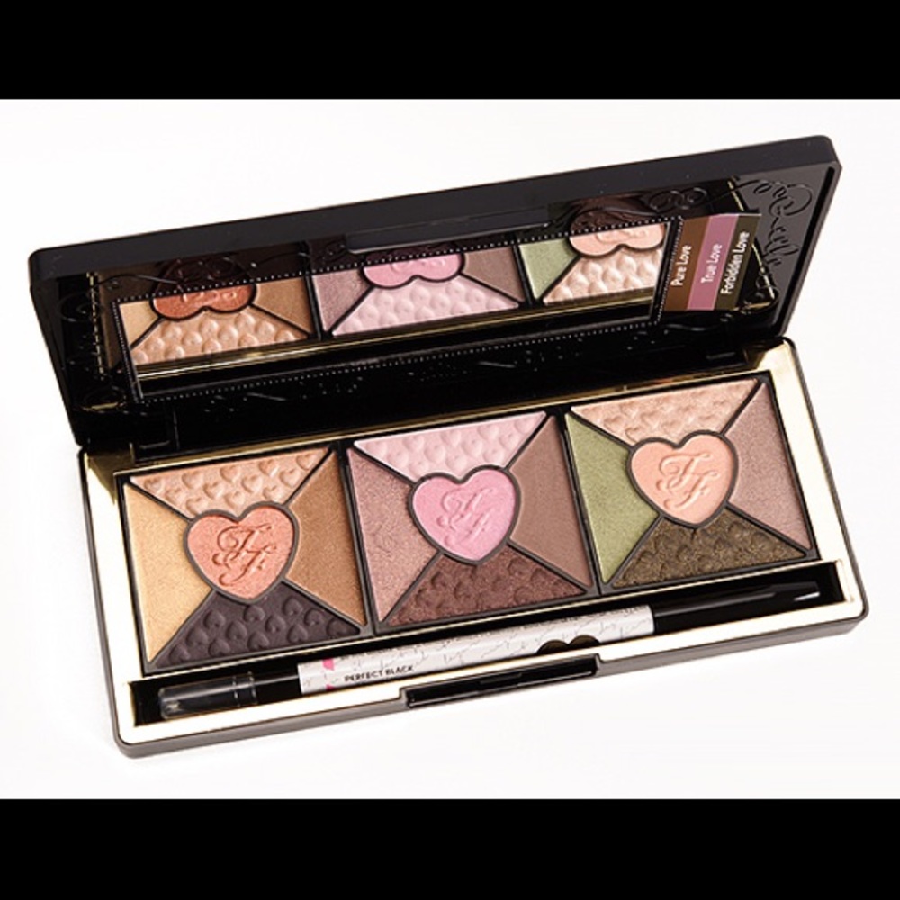 Too Faced Love Eyeshadow Palette